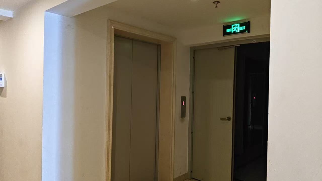 Poly Liuhe Tiancheng - Living area